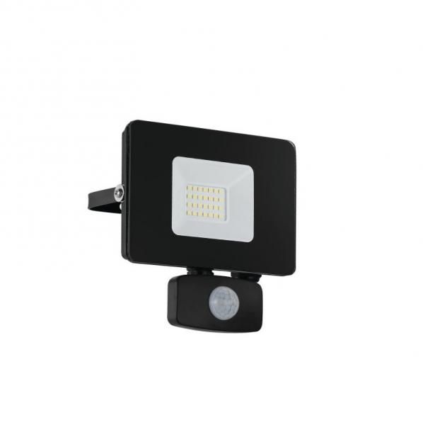 Eglo Faedo 3 v&aelig;glampe