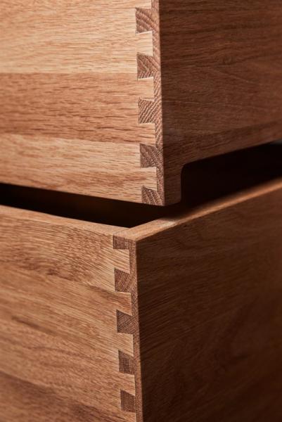 Cass&oslash;e Solid 80 m&oslash;bels&aelig;t - Massiv eg