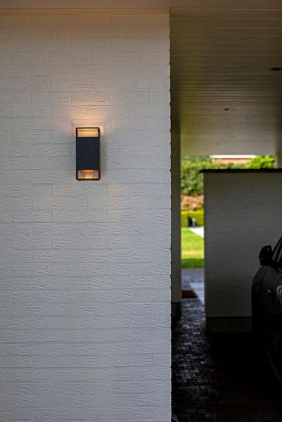 Lutec Architectural Ridge udend&oslash;rslampe til v&aelig;g