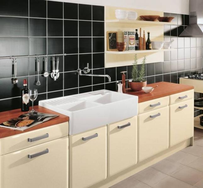 V&B 90 Evier Tradition dobbelt k&oslash;kkenvask i porcel&aelig;n - Ceramic+