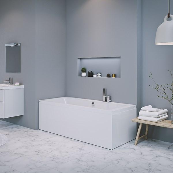 Str&oslash;mberg Quantum badekar t/indbygning - 170 x 70 - 2 rygl&aelig;n - m/Carronite