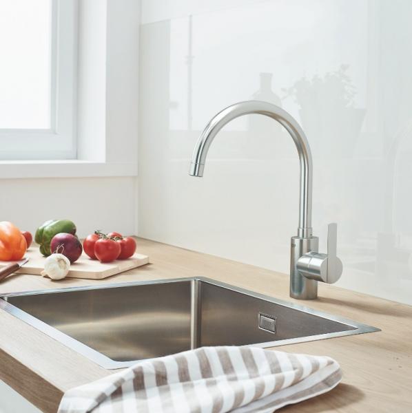Grohe Feel køkkenarmatur C-tud - Supersteel Grohe Feel køkkenarmatur C-tud - Supersteel