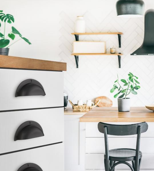 Beslagsboden m&oslash;belgreb BV633 - Poleret messing