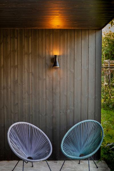 Lutec Architectural Brund udend&oslash;rslampe til v&aelig;g