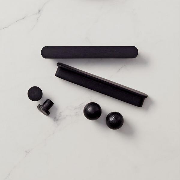 Beslagsboden BB6411 m&oslash;belgreb i tr&aelig; - Sort ask